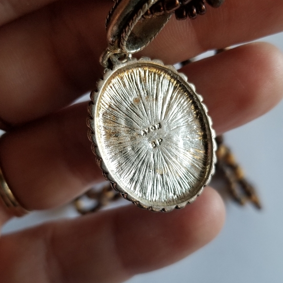 Relisted - Avon tiger eye necklace brown tan beaded - Picture 12 of 12